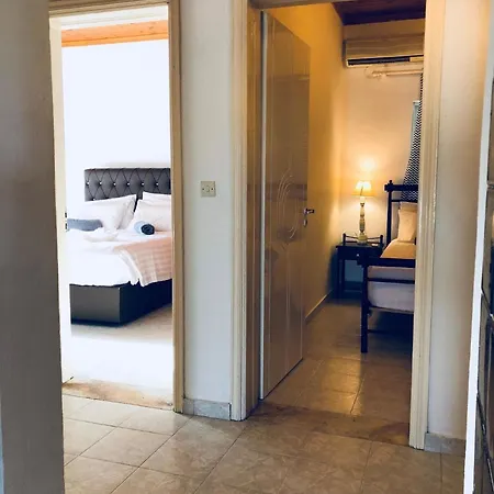 Mit Privatpool Fuer 6 Personen Ca 105 M In Faliraki, Aegaeis Rhodos Feriehus Faliraki