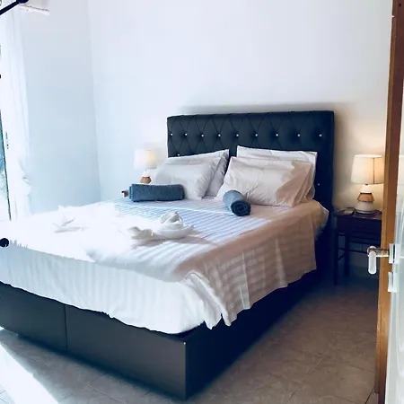 Mit Privatpool Fuer 6 Personen Ca 105 M In Faliraki, Aegaeis Rhodos Feriehus *