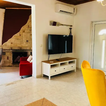 Mit Privatpool Fuer 6 Personen Ca 105 M In Faliraki, Aegaeis Rhodos