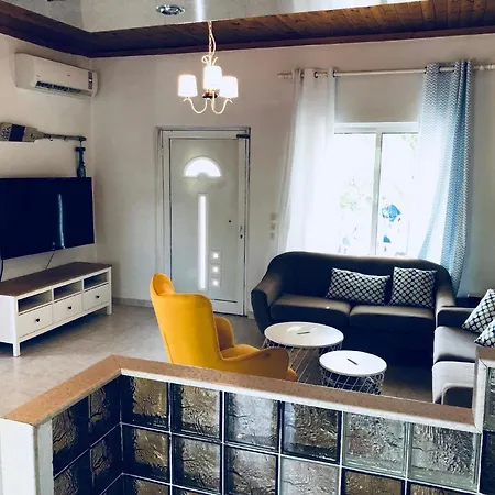 Mit Privatpool Fuer 6 Personen Ca 105 M In Faliraki, Aegaeis Rhodos Feriehus